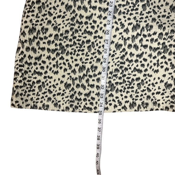 Ann Taylor LOFT Sleeveless Black & White Animal Print Dress Size 2P - Picture 6 of 6